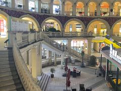 -王府井奥莱临潼小镇(临潼店)