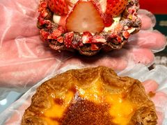 -HOT CRUSH趁热集合·现烤面包(上海环球港店)