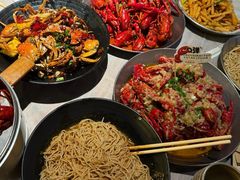 -巴厘龙虾·榜首油焖大虾(音乐学院·沿江酒馆店)