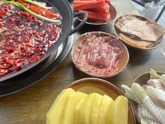 -黄潇洒老火锅(九眼桥宏济巷店)