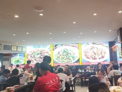 -川流不息·地道川菜·小龙虾(松东路店)