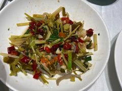 -江城小馆陕南妈妈菜·全球旅行餐厅(钟楼店)