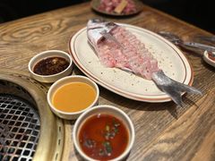 -肉魁屋·烧肉·烧鸟·酒场(高新店)