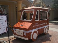 -COACH蔻驰(赛特奥特莱斯店)