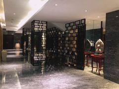 -西安唐隆国际酒店(大雁塔大唐不夜城店)