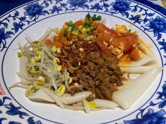 招牌油泼扯面-陕味食族油泼面(工商大学店)