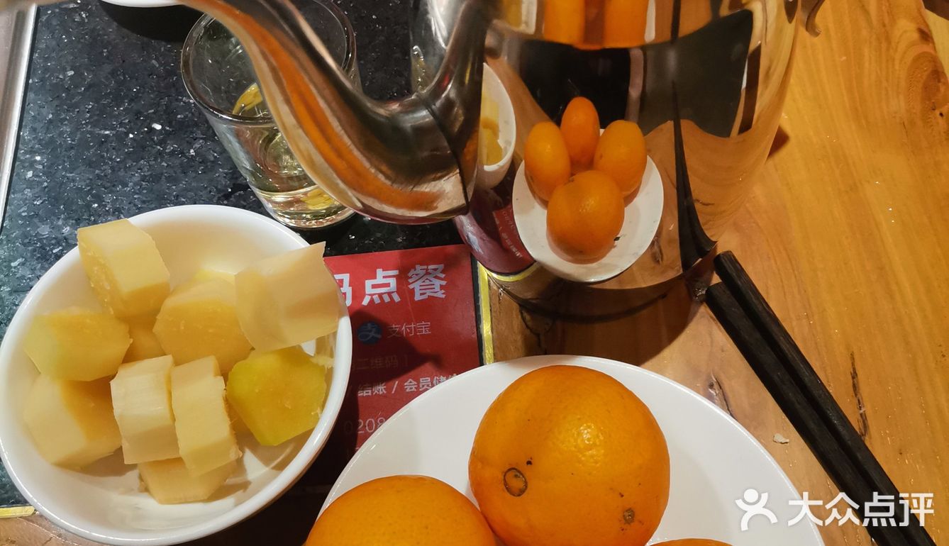 喜欢吃辣的小伙伴必点。还有蛋炒饭超级实惠