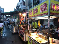 -六合夜市
