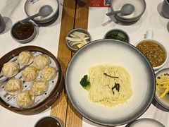 -馋三尺蟹粉小笼(人民广场店)