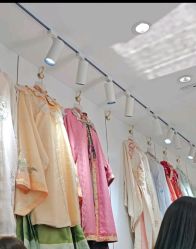 -梦回汉唐汉服旗袍体验馆(拙政园店)