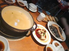 客家黑鸡汤-黑鸡小馆(金源店)
