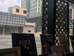 -光海书局(南京东路第一百货店)
