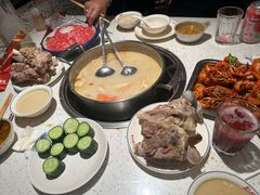 -三人行骨头王火锅(长寿店)