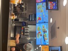门面-麦当劳(东直门外大街店)