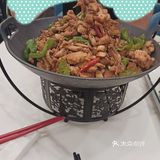 环境：还不错 服务：也还可以