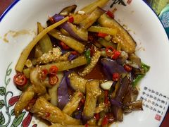 -老三样·美食研究中心(世贸路店)