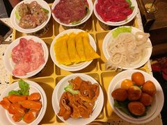 -红九格老火锅(三峡广场店)