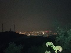-鬼笑石后山停车场