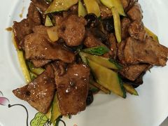 -聚首堂·特色小吃·肘子(什刹海德胜门店)