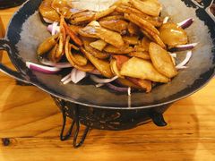 锅仔培根土豆片-无届青年餐馆(熙街店)
