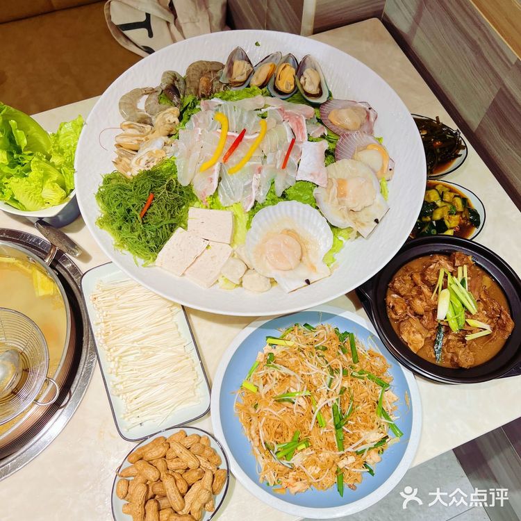 海鲜火锅强烈安利给大家！