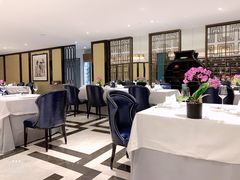 大堂-Yan Ting 宴庭中餐厅(上海静安瑞吉酒店)