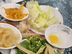 -桥香园云南过桥米线(金马碧鸡店)