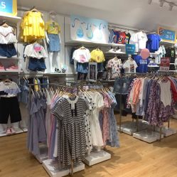 -巴拉巴拉balabala(中央商场店)