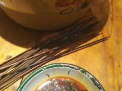 -拈签一笑黄牛肉辣卤串串