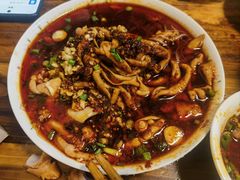 -中和裴氏蹄花(府河路店)