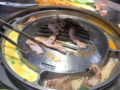 -哈哈碳都·牛肋条无限自助烤肉(台江万达店)