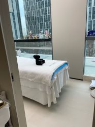 -爱小熊轻医美