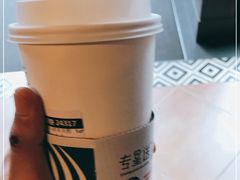 -星巴克(杭州银泰城西一店)