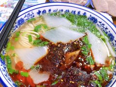 牛肉面-伊穆祥牛肉面总店·清真