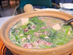 -蚝堡海鲜·威海菜·海肠捞饭·烧烤·亚洲吃蚝公司(幸福门店)