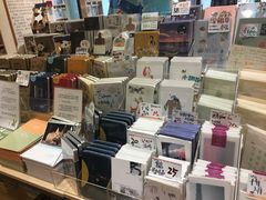 -猫的天空之城概念书店(杭州南宋御街店)