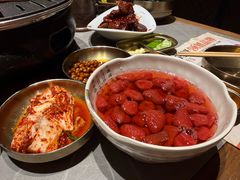 -草家酱蟹炭火烤肉店(珲春南路一店)