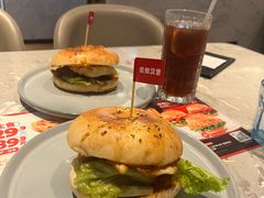 -必胜客(乐山世豪PH店)