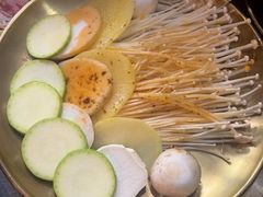 -胡悦里韩式烤肉(芝罘万达广场店)