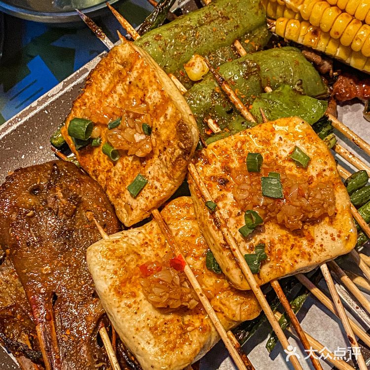 厦门古地石夜宵撸串好去处！还有周末演唱会