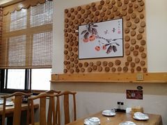 大堂-东来菜馆•手抓海鲜家常菜•海鲜锅贴(鸽子窝店)