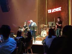 -TZ House音乐现场(来福士中心店)