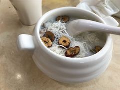 -墨脱石锅椰子鸡•香草鸭•东山羊(大东海店)