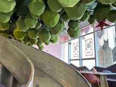 -水桶王国主题餐厅·聚会·生日派对·亲子活动·家庭套餐(亚龙湾希尔顿店)