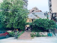 -花苑里咖啡(威远店)