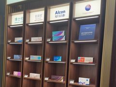 -LensCrafters亮视点(东方新天地店)