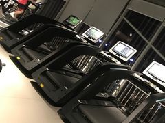 -健狗狗24小时智能自助健身房(龙湖重庆时代天街D馆店)