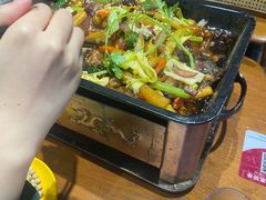 -干老庆贵州留一手烤鱼·地摊火锅(财经大学店)