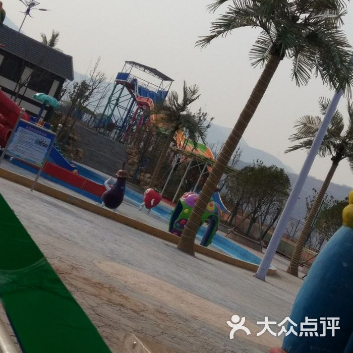 荆门欢乐世界游乐园