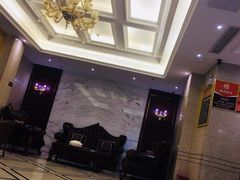 -悦港足浴(龙城国际商业广场店)